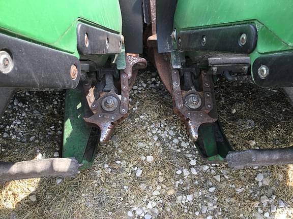 Image of John Deere C8R equipment image 4