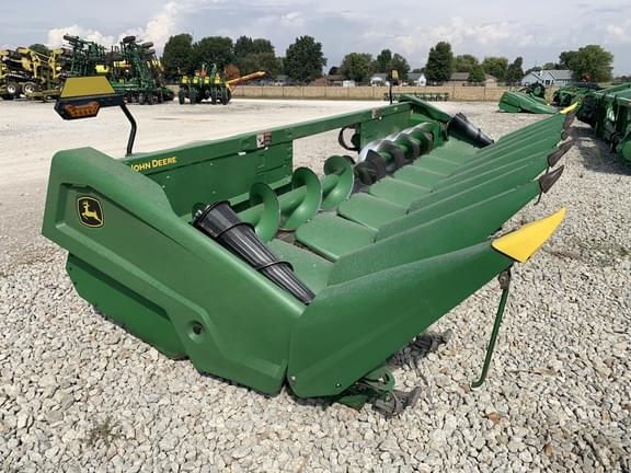 Image of John Deere C8R Primary image
