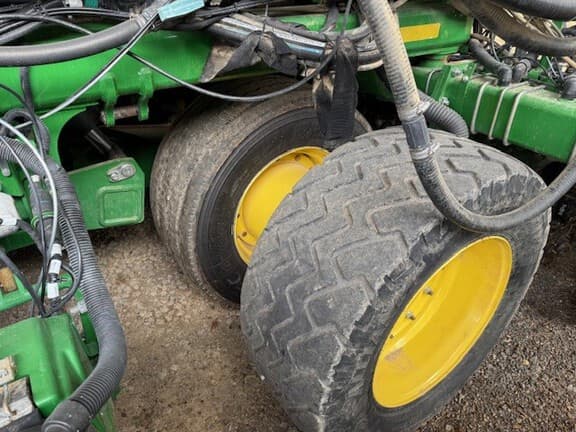 Image of John Deere DB60 equipment image 2