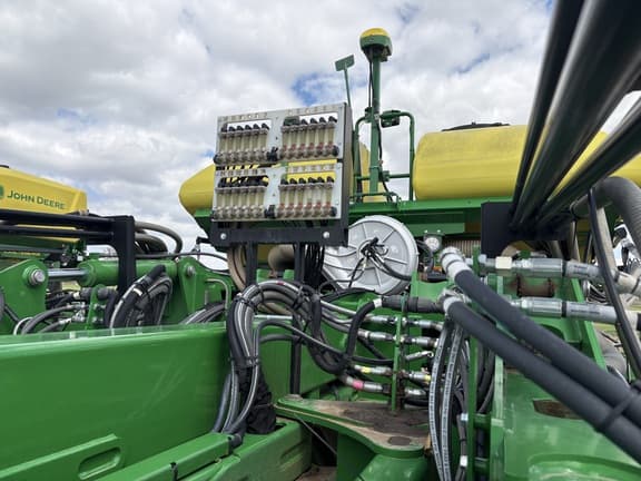 Image of John Deere DB60 equipment image 3