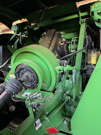 Image of John Deere L341 equipment image 4