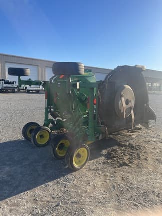 Image of John Deere M15 equipment image 4