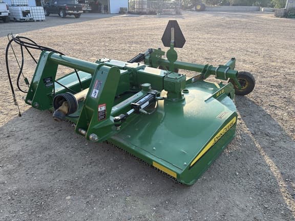 Image of John Deere MX8 equipment image 1