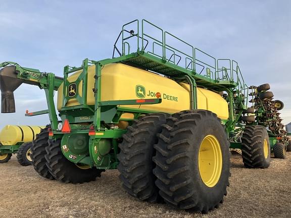 Image of John Deere N560F equipment image 2