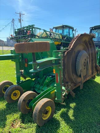 Image of John Deere R15 equipment image 3