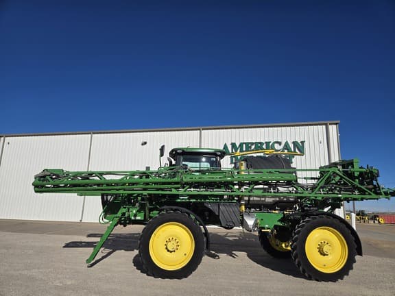 Image of John Deere R4044 Primary image