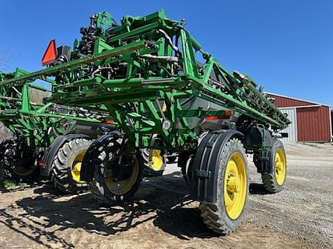 Image of John Deere R4044 equipment image 2