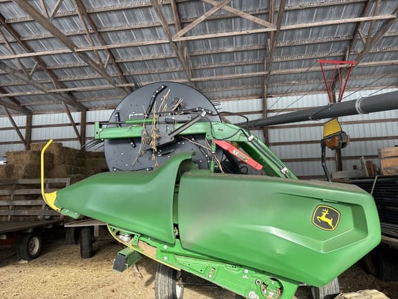 Image of John Deere RD35F equipment image 1