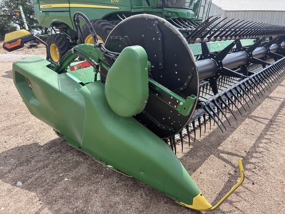 Image of John Deere RD35F equipment image 1