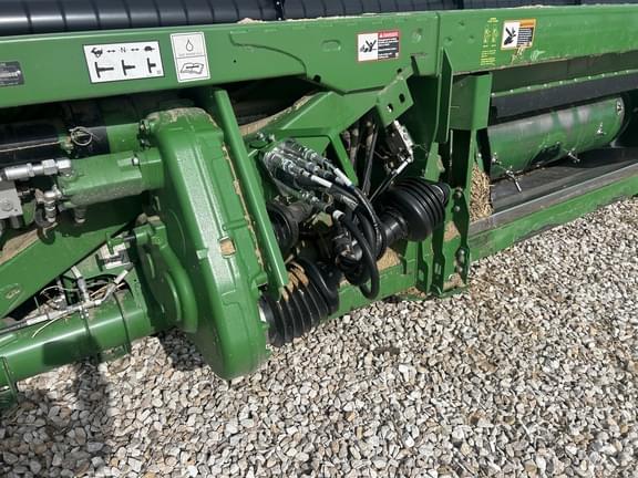 Image of John Deere RD35F equipment image 4