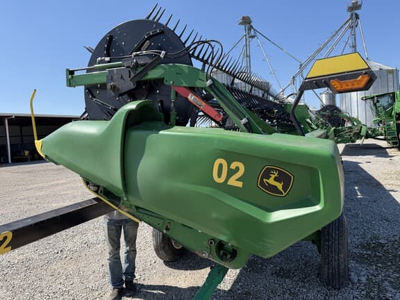 Image of John Deere RD40F equipment image 4