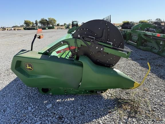 Image of John Deere RD40F equipment image 1