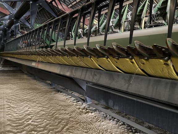 Image of John Deere RD40F equipment image 2