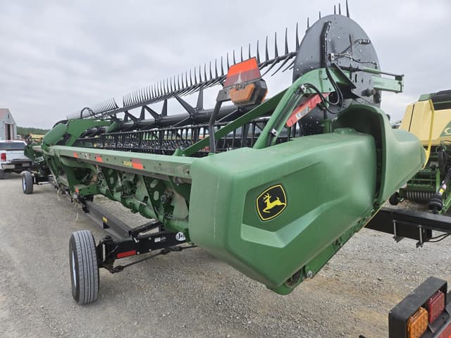 Image of John Deere RD45F equipment image 3
