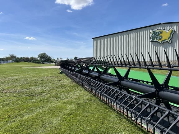 Image of John Deere RD45F equipment image 2