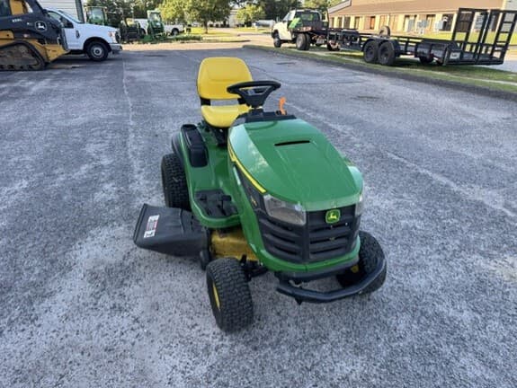 Image of John Deere S130 equipment image 1