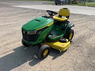 Image of John Deere S240 equipment image 2