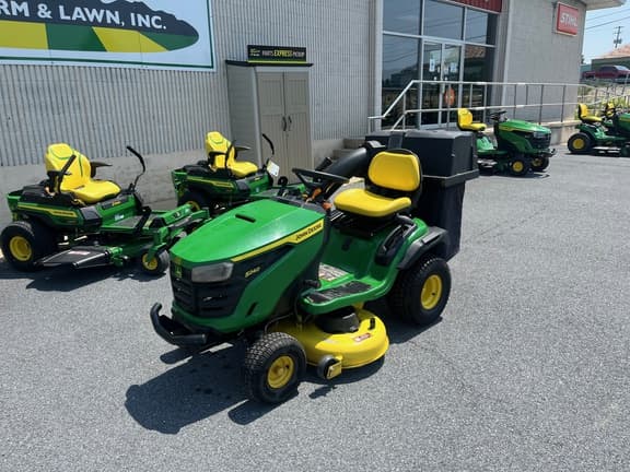 Image of John Deere S240 equipment image 1