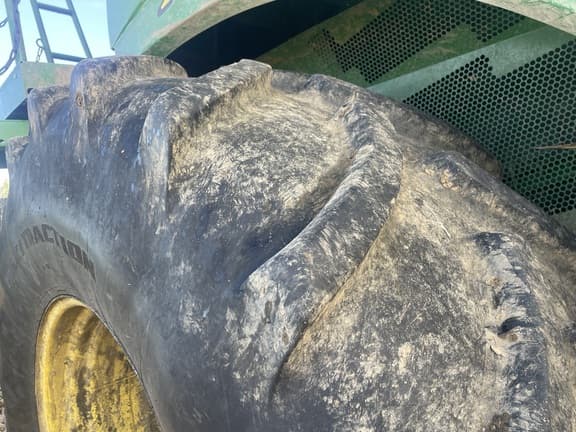 Image of John Deere S760 equipment image 3