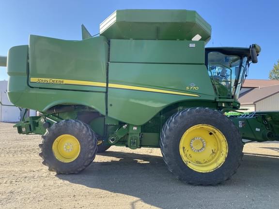 Image of John Deere S770 Primary image