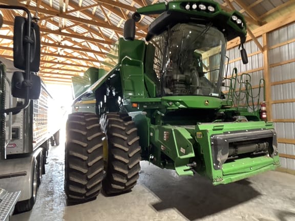 2021 John Deere S770 Equipment Image0