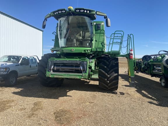 Image of John Deere S770 equipment image 1