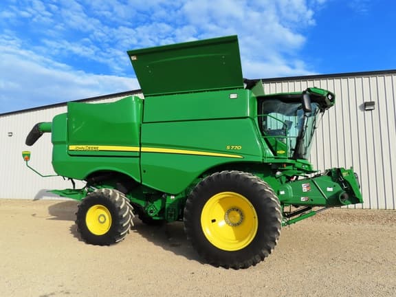 Image of John Deere S770 Primary image