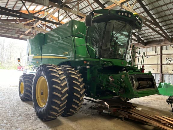 Image of John Deere S770 equipment image 1