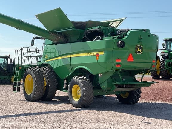 Image of John Deere S770 equipment image 4