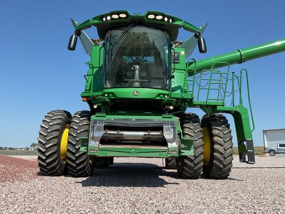 Image of John Deere S770 equipment image 2