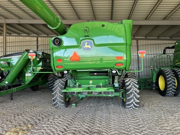 Image of John Deere S770 equipment image 4