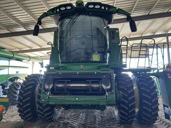 Image of John Deere S770 equipment image 1