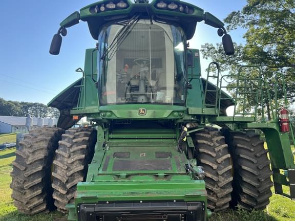 Image of John Deere S780 equipment image 2