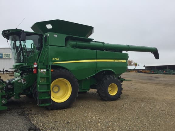 Image of John Deere S780 equipment image 2