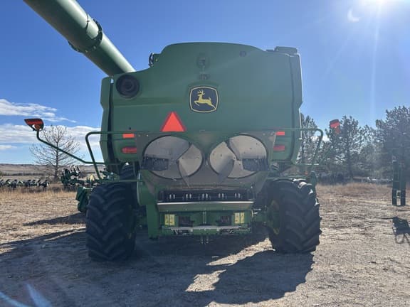 Image of John Deere S780 equipment image 3