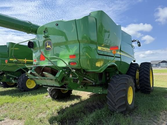 Image of John Deere S780 equipment image 2
