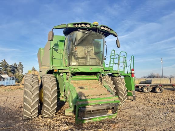 Image of John Deere S780 equipment image 3