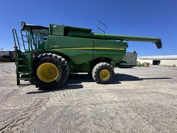 Image of John Deere S780 equipment image 1