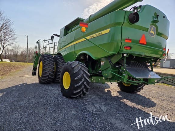 Image of John Deere S780 equipment image 4