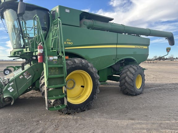 2021 John Deere S780 Equipment Image0
