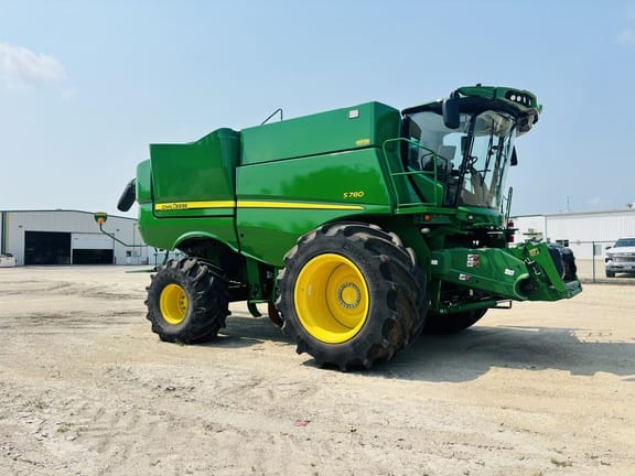 2021 John Deere S780 Equipment Image0
