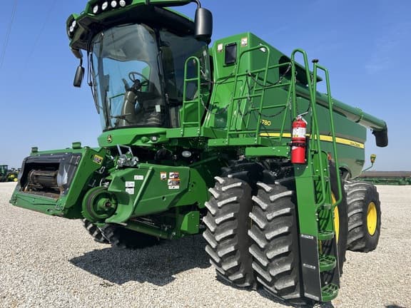 Image of John Deere S780 Primary image