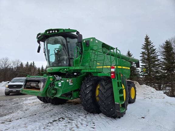 2021 John Deere S780 Equipment Image0