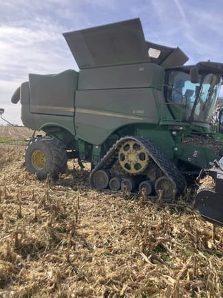 2021 John Deere S780 Equipment Image0