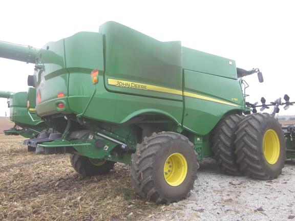 Image of John Deere S780 equipment image 4