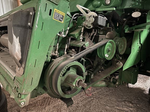 Image of John Deere S780 equipment image 2