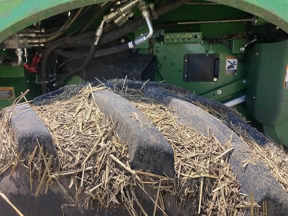 Image of John Deere S780 equipment image 4