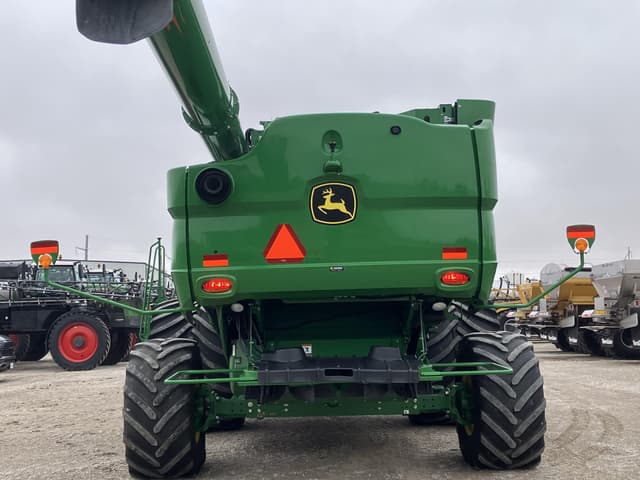 Image of John Deere S790 equipment image 3