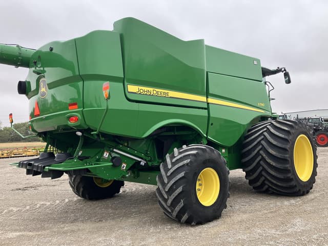 Image of John Deere S790 equipment image 4