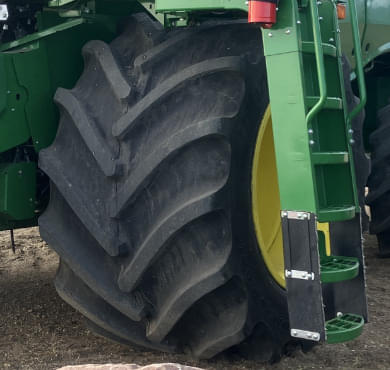 Image of John Deere S790 equipment image 2